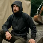 Materiali techwear: comfort e resistenza oltre la tendenza, ecco dove fanno davvero la differenza